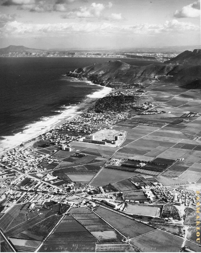VUE AERIENNE AIN EL TURCK ET LA CORNICHE ORANAISE.jpg
